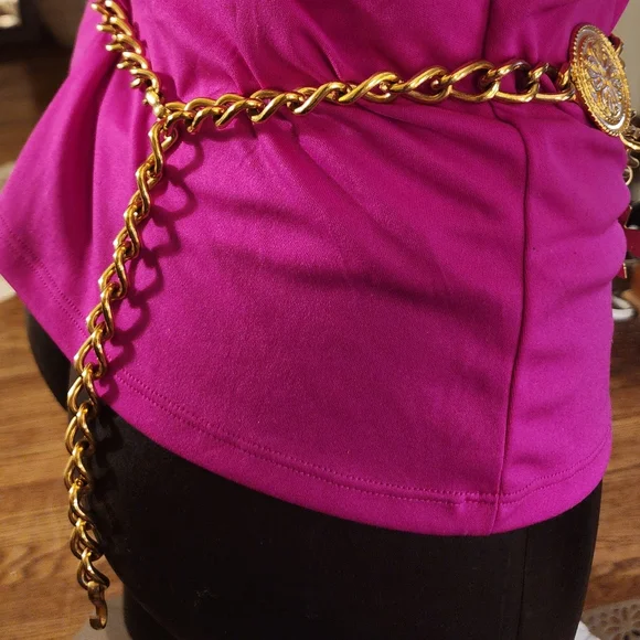 ESCADA 80's Vintage Gold Mystic Cross Charm  Chain Belt.  Excellent Cond. - Picture 5 of 9